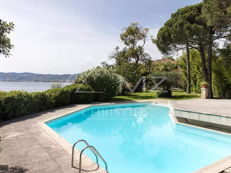 Villa Cap-d-antibes - 3 chambres - 200m²