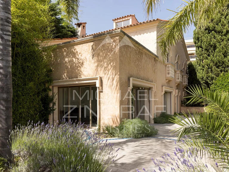 Villa with Sea view cap-d-antibes - 3 bedrooms - 200m²