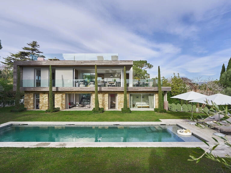 Villa cap-d-antibes - 5 bedrooms - 330m²