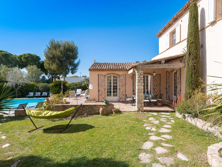 Villa cap-d-antibes - 5 bedrooms - 300m²