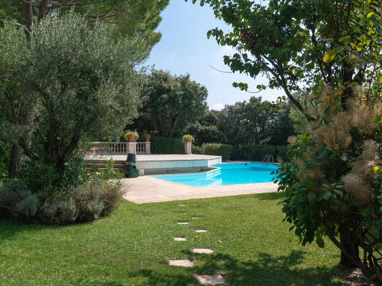 Villa Cap-d-antibes - 4 chambres - 250m²