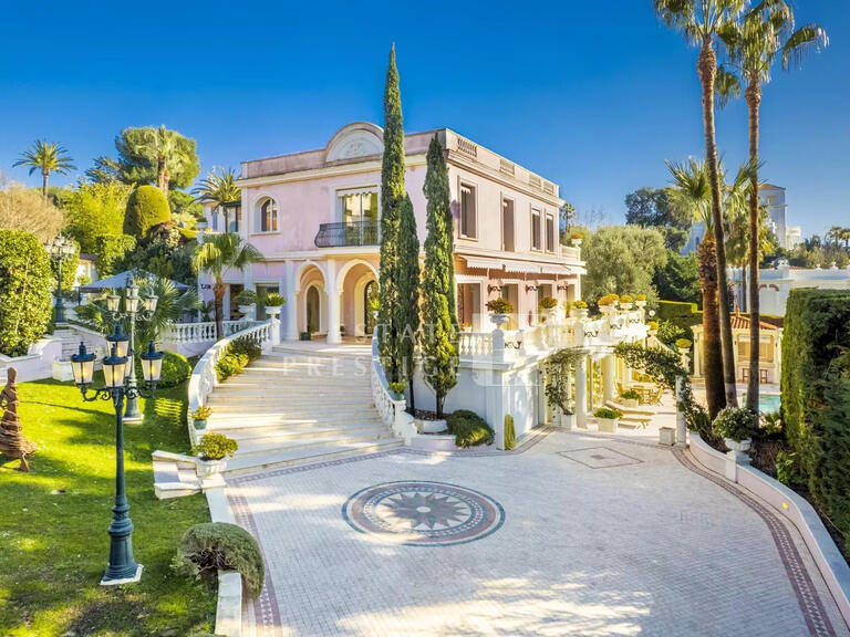 Villa cap-d-antibes - 5 bedrooms - 344m²