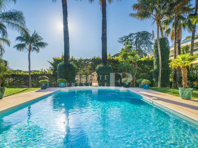 Villa cap-d-antibes - 5 bedrooms - 344m²