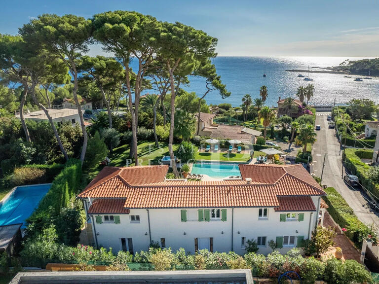 Villa Cap-d-antibes - 5 chambres - 350m²