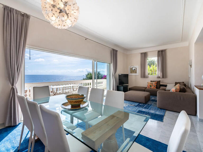 Villa Cap-d-antibes - 5 chambres - 250m²