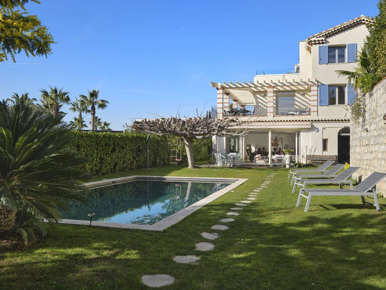 Villa cap-d-antibes - 6 bedrooms - 400m²