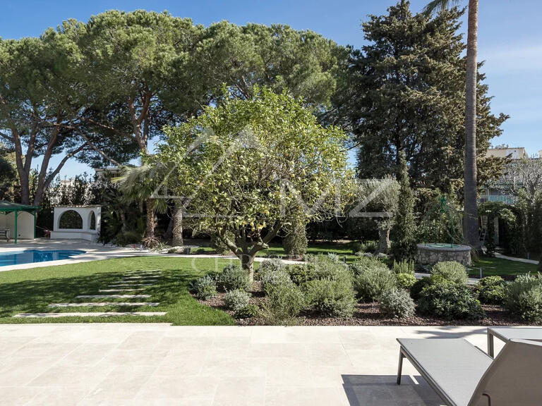 Villa cap-d-antibes - 6 bedrooms - 271m²