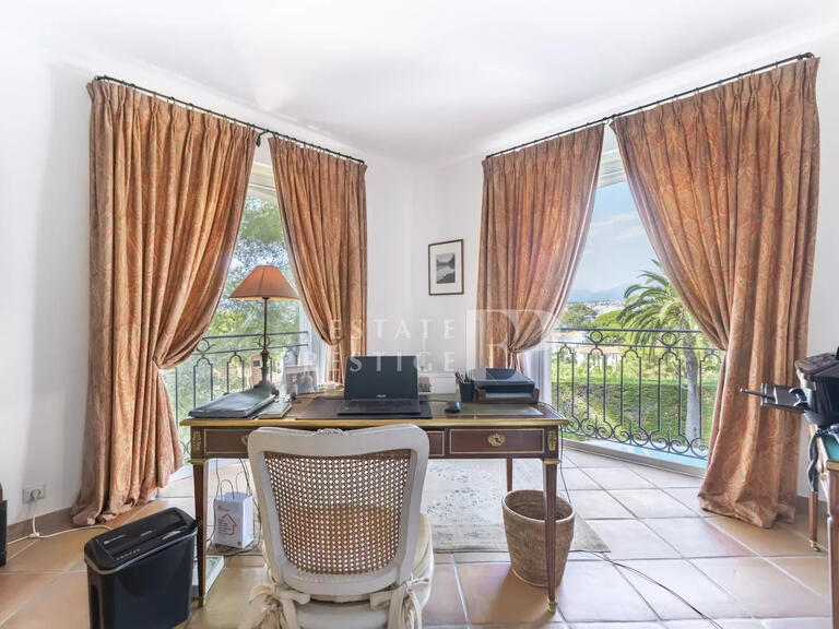 Vente Villa avec Vue mer Cap-d-antibes - 6 chambres