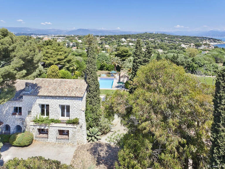 Villa Cap-d-antibes - 263m²