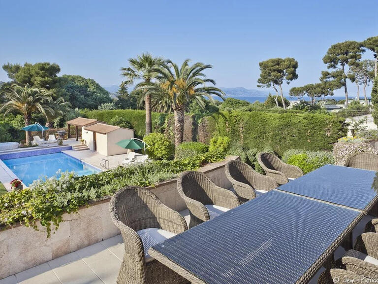 Villa Cap-d-antibes - 263m²