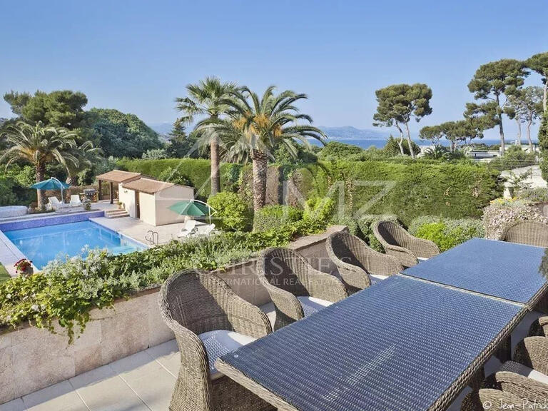 Villa cap-d-antibes - 263m²