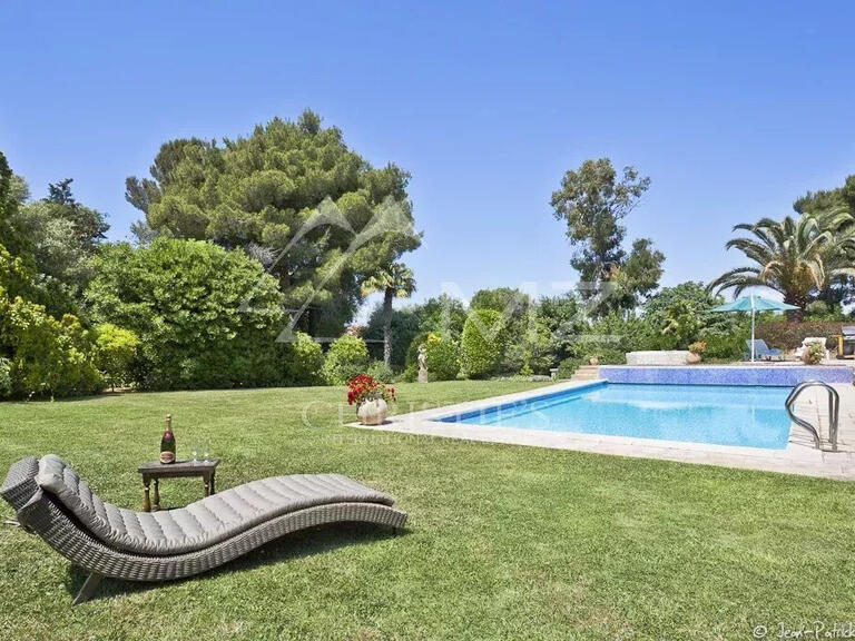 Villa cap-d-antibes - 263m²