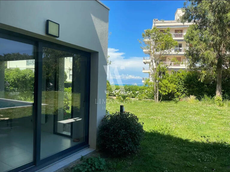 Villa Cap-d-antibes - 3 chambres - 165m²