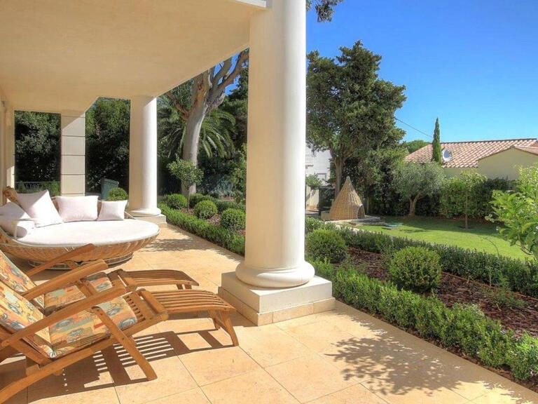 Villa cap-d-antibes - 3 bedrooms - 260m²