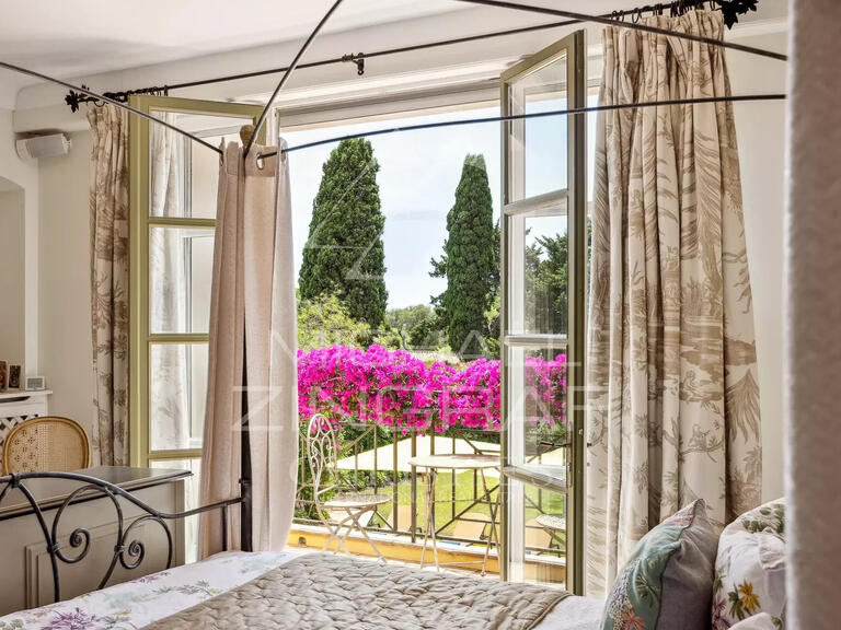 Vente Villa avec Vue mer Cap-d-antibes - 10 chambres