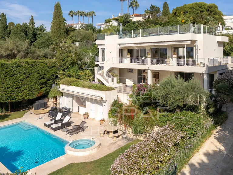 Villa cap-d-antibes - 5 bedrooms - 221m²