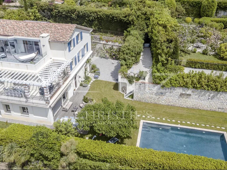 Villa Cap-d-antibes - 6 chambres - 385m²