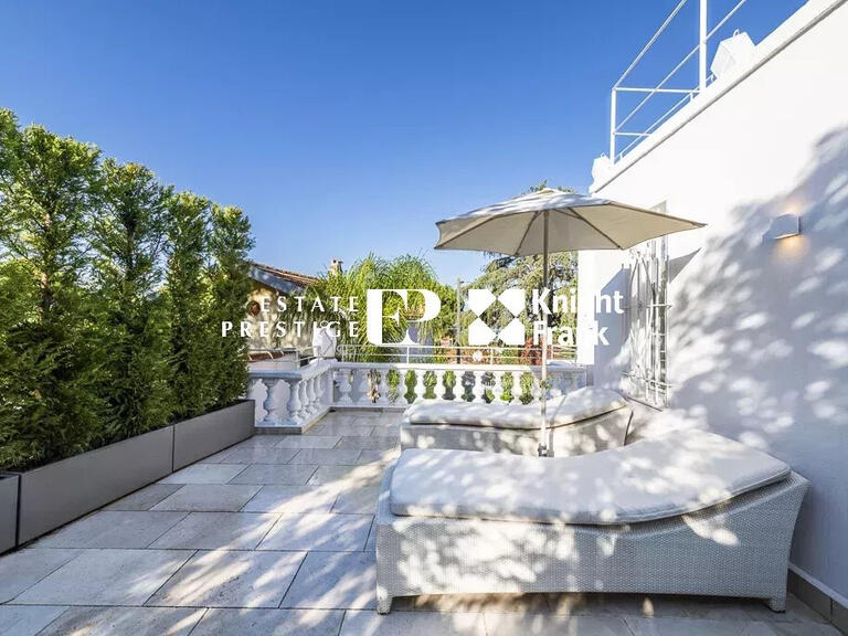 Villa cap-d-antibes - 4 bedrooms - 310m²