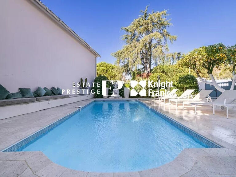 Villa cap-d-antibes - 4 bedrooms - 310m²