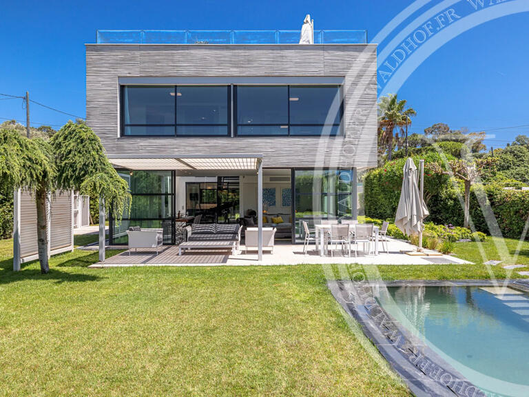 Villa cap-d-antibes - 5 bedrooms - 325m²