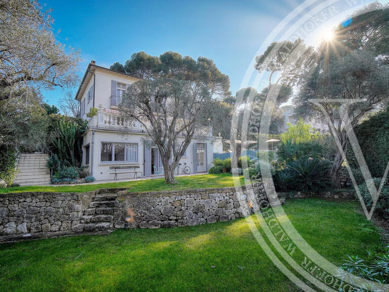 Villa cap-d-antibes - 5 bedrooms - 250m²