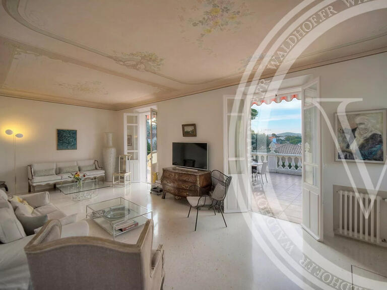 Villa cap-d-antibes - 5 bedrooms - 250m²