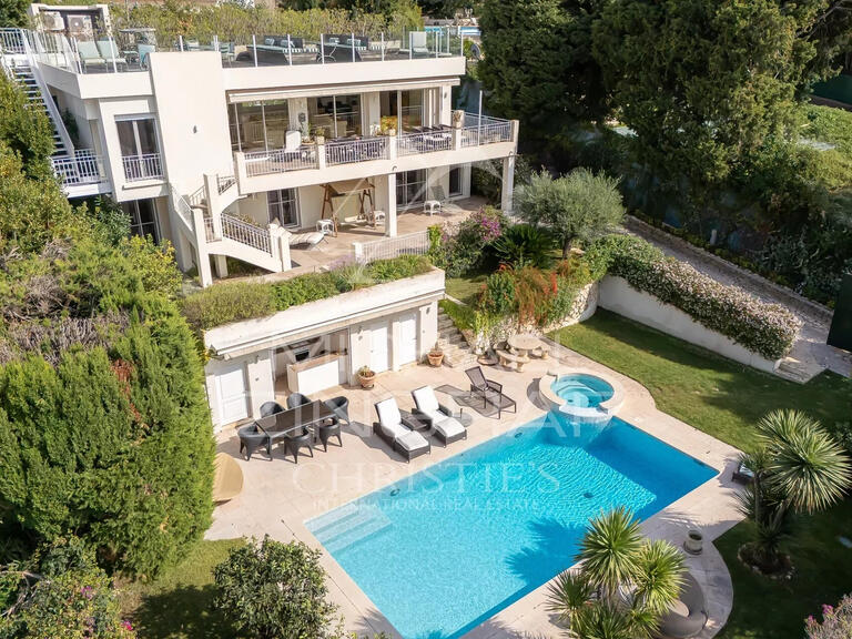 Villa Cap-d-antibes - 5 chambres - 221m²