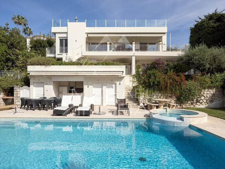 Villa cap-d-antibes - 5 bedrooms - 221m²