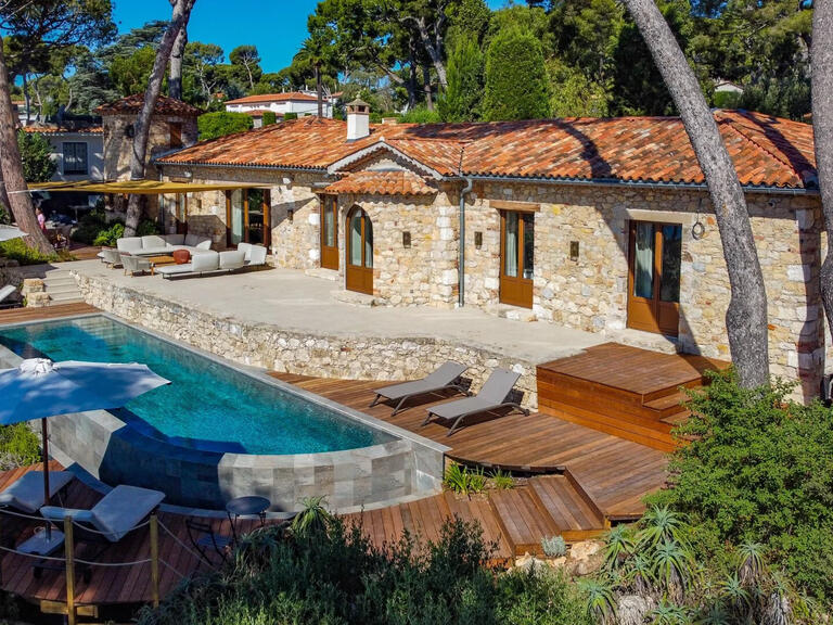 Villa cap-d-antibes - 7 bedrooms - 360m²