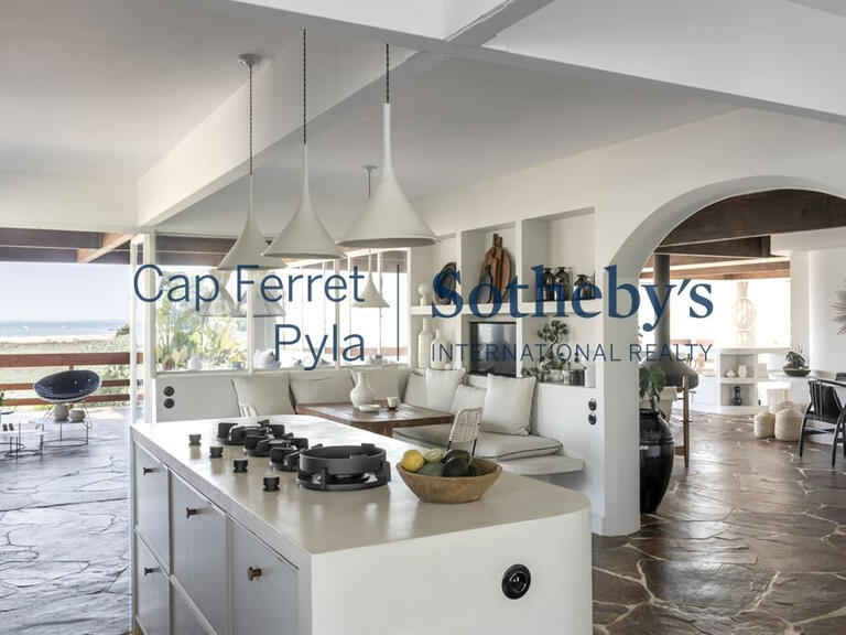 House cap-ferret - 4 bedrooms - 380m²