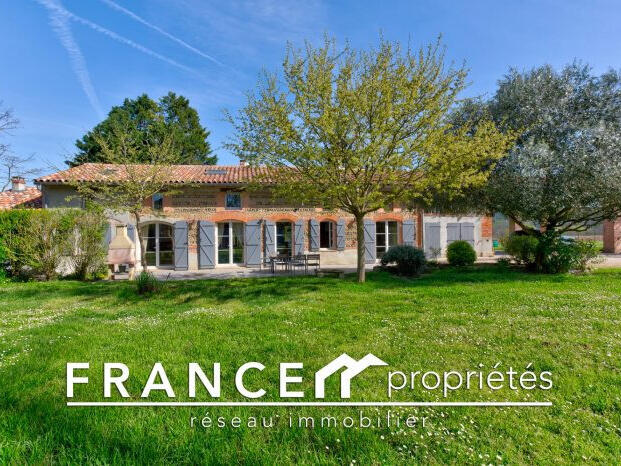 House Carbonne - 4 bedrooms - 231m²