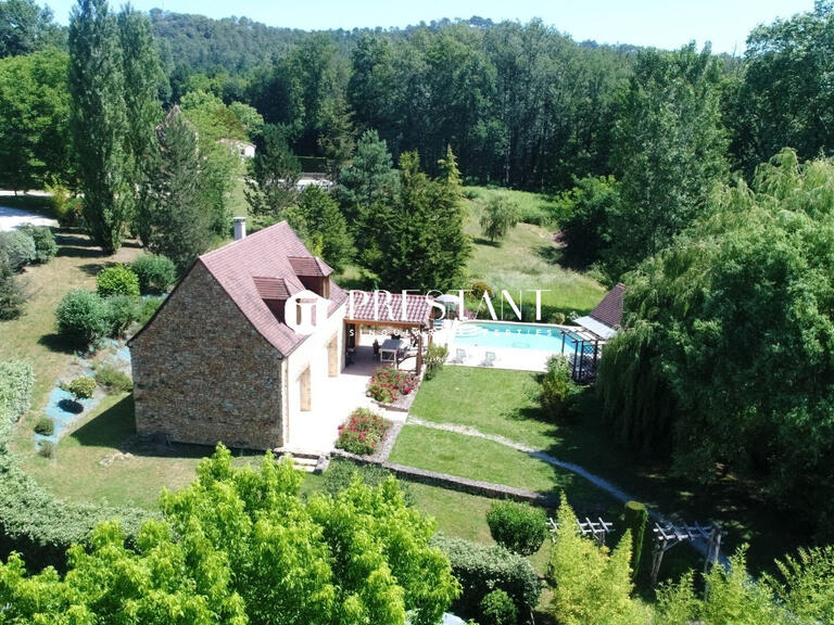 Propriété Carsac-Aillac - 12 chambres - 570m²