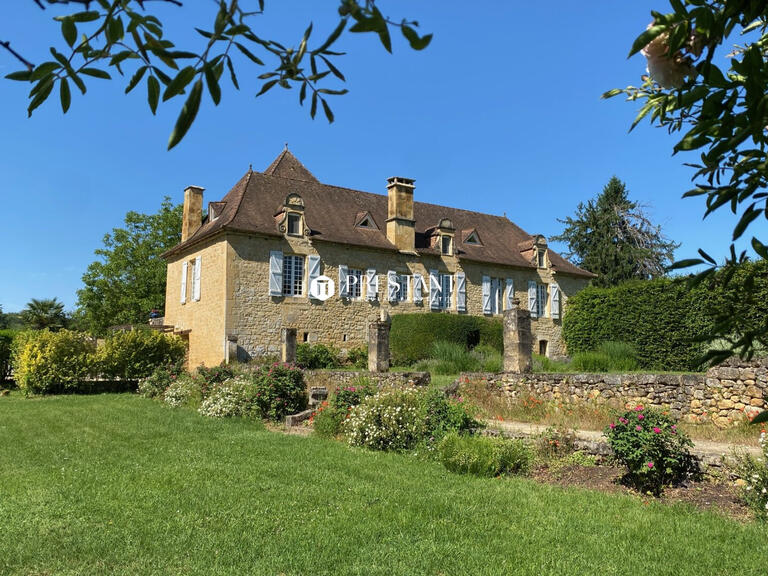 Propriété Carsac-Aillac - 12 chambres - 570m²