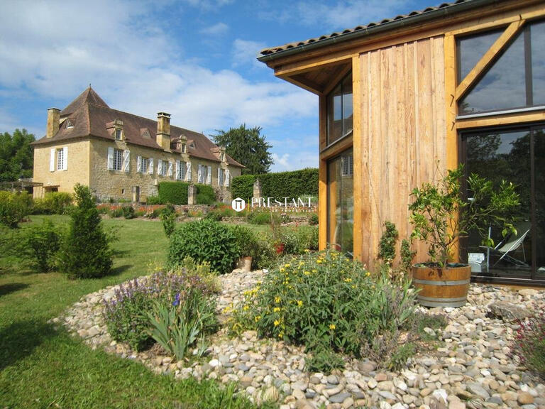 Propriété Carsac-Aillac - 12 chambres - 570m²