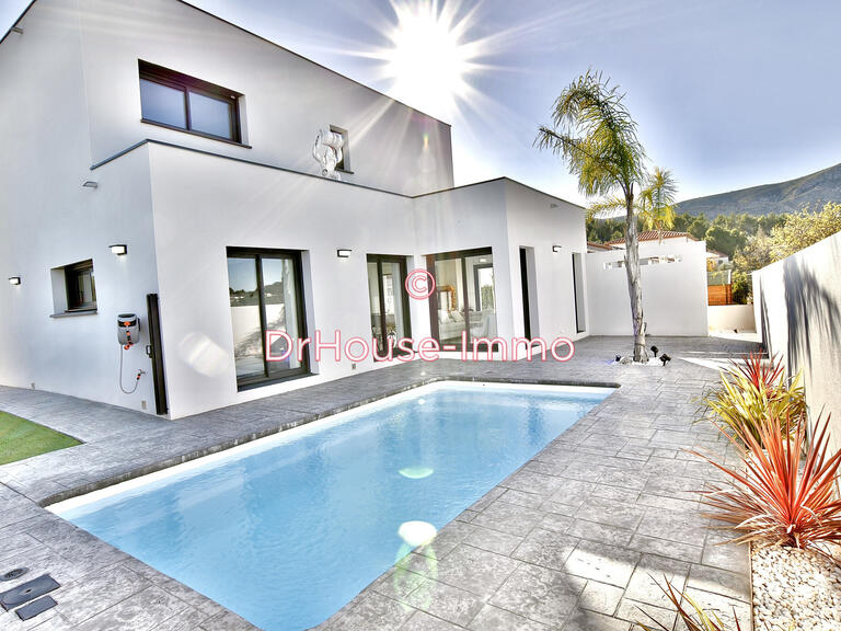 Villa Cases-de-Pène - 4 bedrooms - 142m²