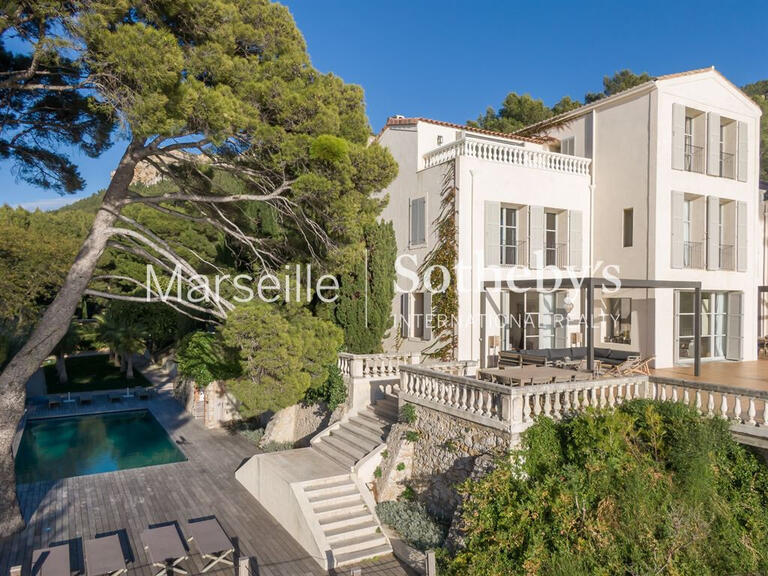 Maison Cassis - 12 chambres - 600m²