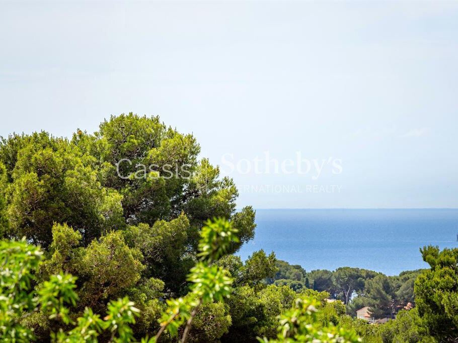 House Cassis