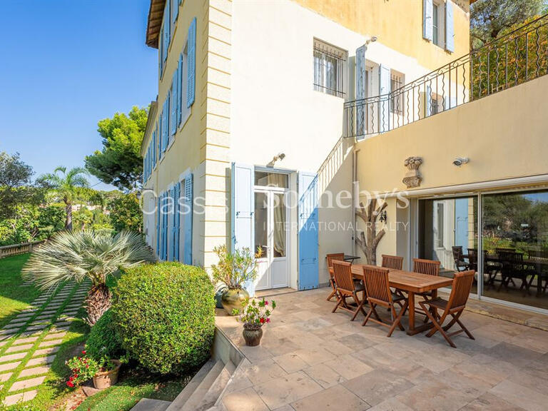 Maison Cassis - 8 chambres - 410m²