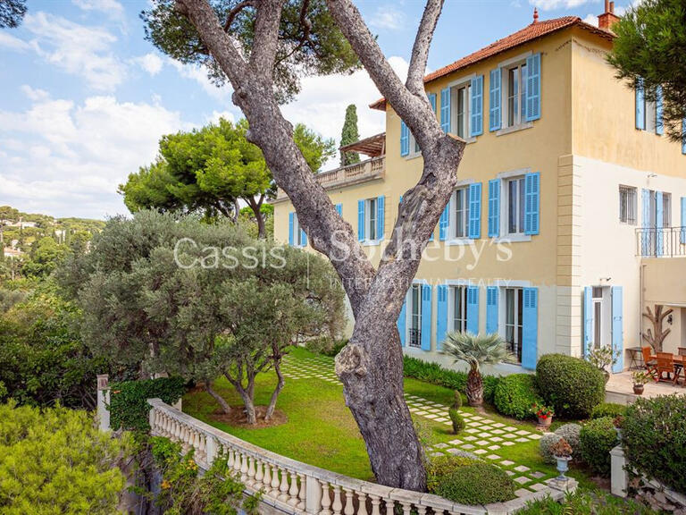 Maison Cassis - 8 chambres - 410m²