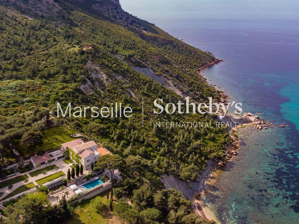 Property Cassis