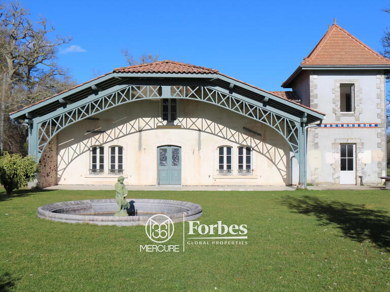 House Casteljaloux - 8 bedrooms - 480m²