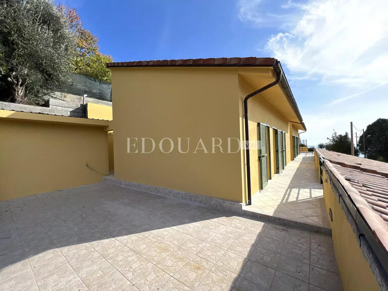 Propriété Castellar - 215m²