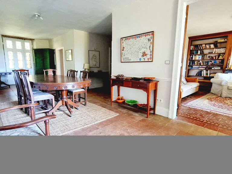 Maison Castelnau-de-Montmiral - 560m²