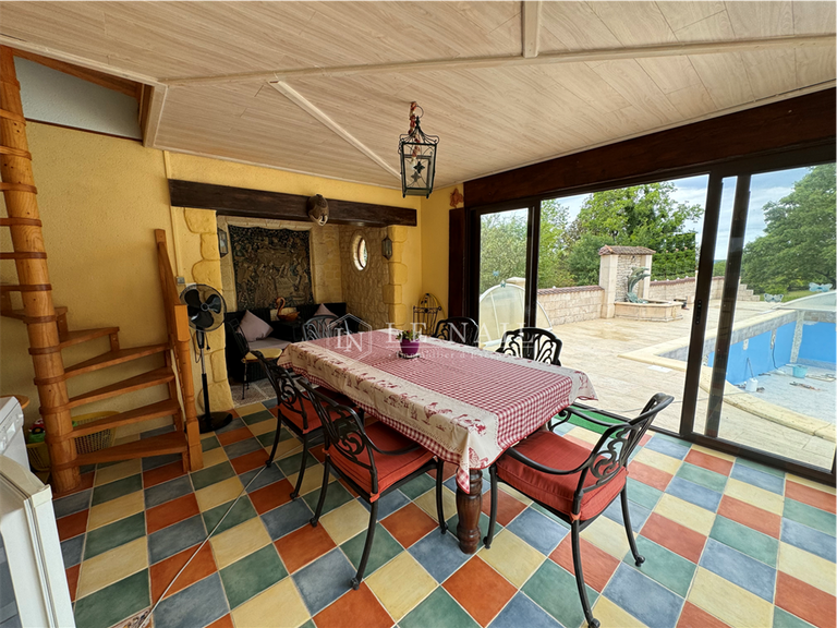 House Castelnaud-la-Chapelle - 5 bedrooms - 290m²