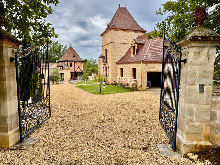 House Castelnaud-la-Chapelle - 5 bedrooms - 290m²