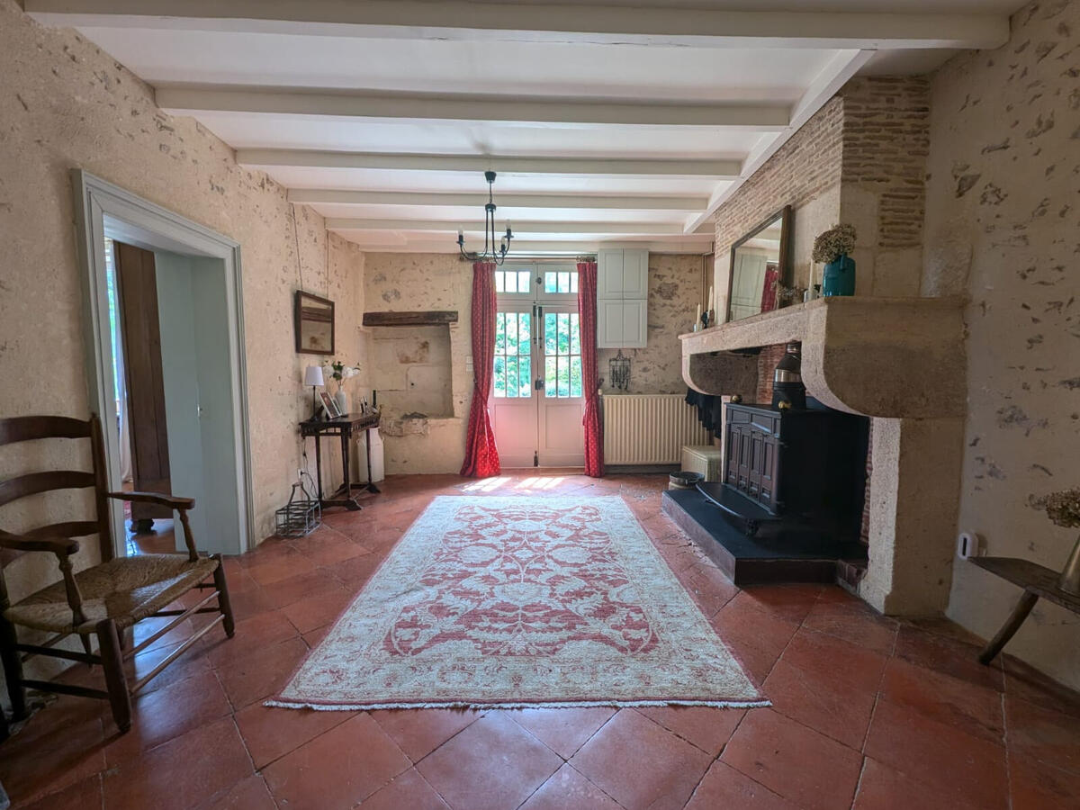 House Castillon-la-Bataille