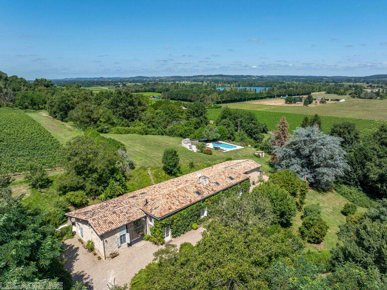 House Castillon-la-Bataille - 5 bedrooms - 350m²