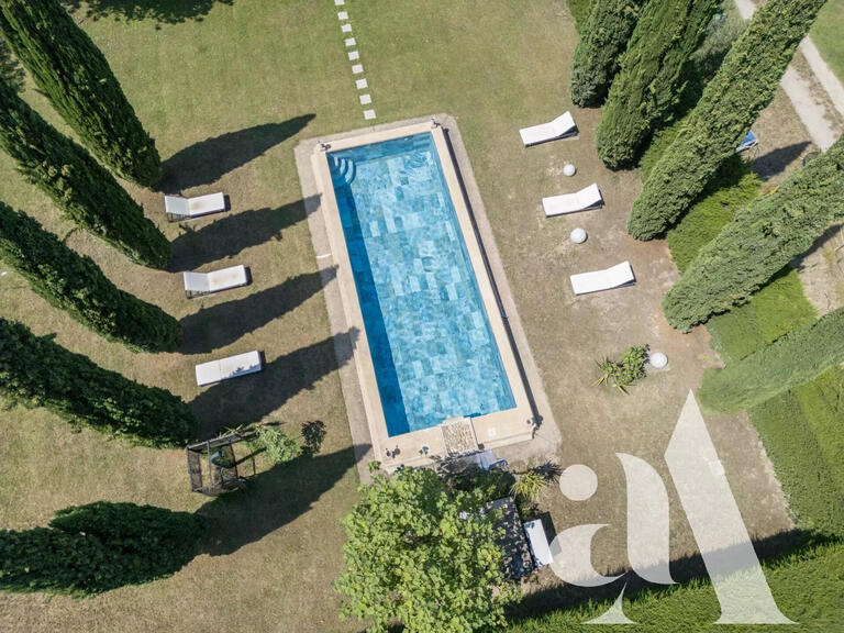 Castle Cavaillon - 5 bedrooms - 360m²