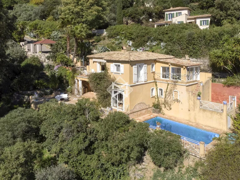 House Cavalaire-sur-Mer - 4 bedrooms - 178m²