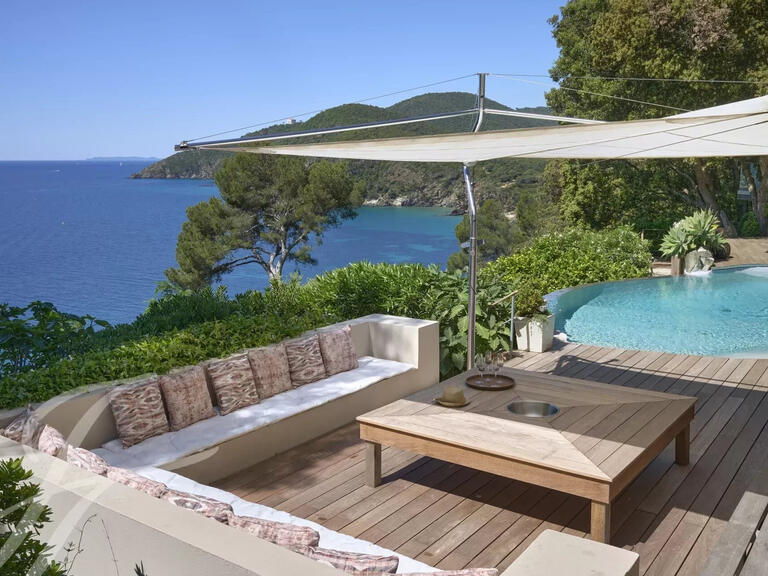 Sale Property with Sea view Cavalaire-sur-Mer - 5 bedrooms